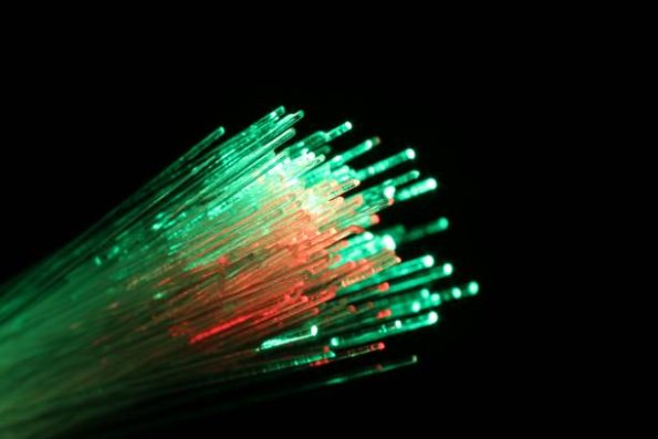 Fiber Optic Cables: The Backbone of Modern Data Networks-2