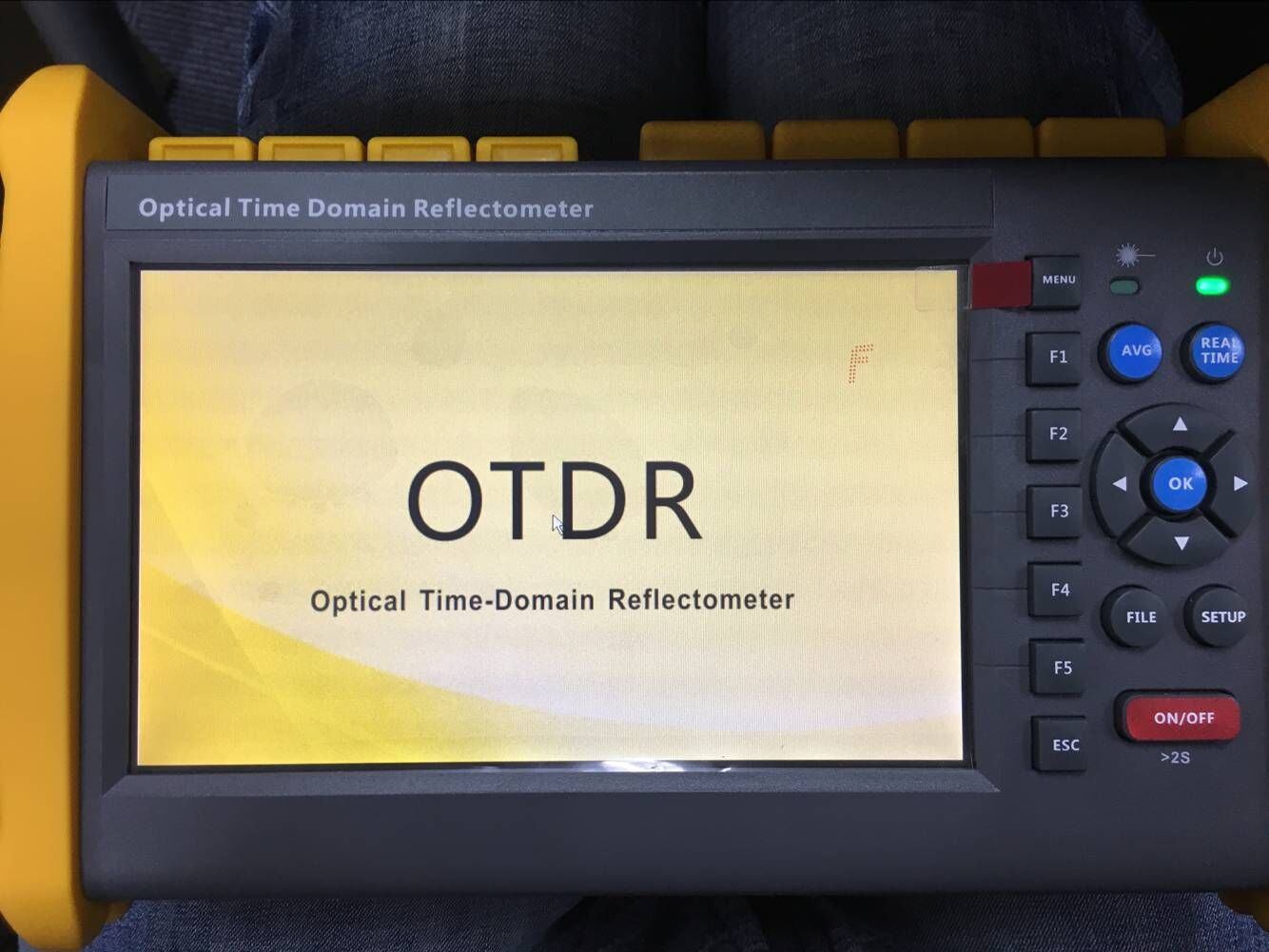 otdr-multifunctional-fiber-test-review-1