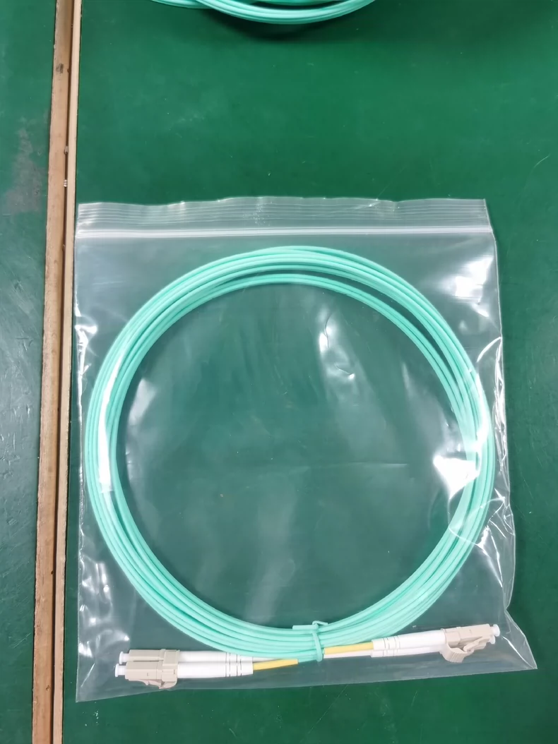 om3-fiber-optic-patch-cord-reviews-1.8-1